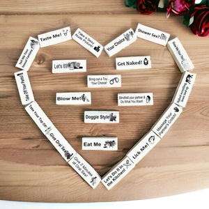 Jeu de construction en bois en forme de cœur pour couple en amoureux - Product Image 1