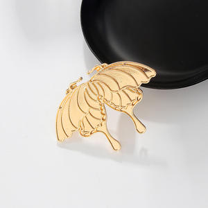 Vente en gros de bijoux exquis pour femmes en plaqué or Broche libellule à la mode Broche <span class=keywords><strong>papillon</strong></span> en métal - Product Image 3