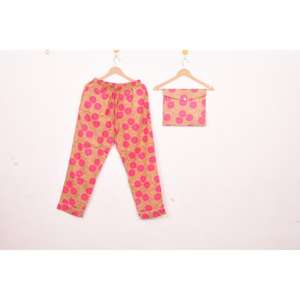 Ensemble de pyjama en coton 100% de couleur rouge, imprimé à la main, vêtements de nuit pour femmes, ensembles de vêtements de nuit confortables pour femmes - Product Image 1