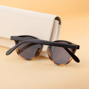 Gafas de Sol Partagas al por Mayor, Diseño Retro, Logotipo Personalizado, Montura Redonda, Patillas con Pin, Protección UV400, para Mujer - Product Image 4