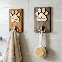 Crochet mural personnalisé en bois pour laisse d'animal de compagnie, avec nom gravé sur mesure et empreinte de patte, organisateur d'accessoires pour collier