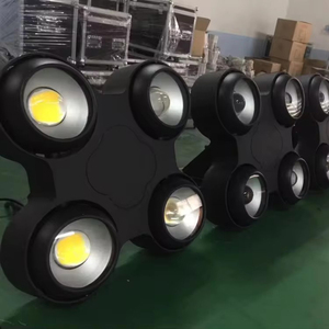 AOPU impermeable 4x100W 4 Eye COB Blinder LED Blinders Luz de escenario adecuada para luz de <span class=keywords><strong>audiencia</strong></span> de televisión al aire libre - Product Image 2