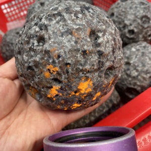 <span class=keywords><strong>Esfera</strong></span> Lunar de Yooperlita Natural Sin Pulir de 7 cm, Tallada, Mineral Fluorescente UV, Decoración Artesanal Celestial Exquisita, Cristal - Product Image 4