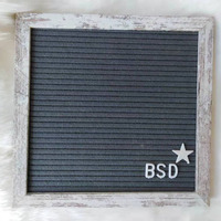 Vente chaude Feutre Letter Board Mini Babillard avec Lettres et Chiffres pour Art Décoratif Mural