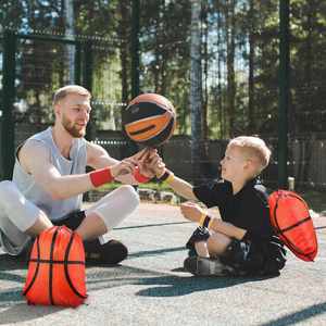 กระเป๋าใส่ของแบบมีเชือกผูกทำจากโพลีเอสเตอร์สำหรับงานปาร์ตี้ พร้อมพวงกุญแจ สำหรับเด็กชายและเด็กหญิง ของขวัญขายส่ง - Product Image 5