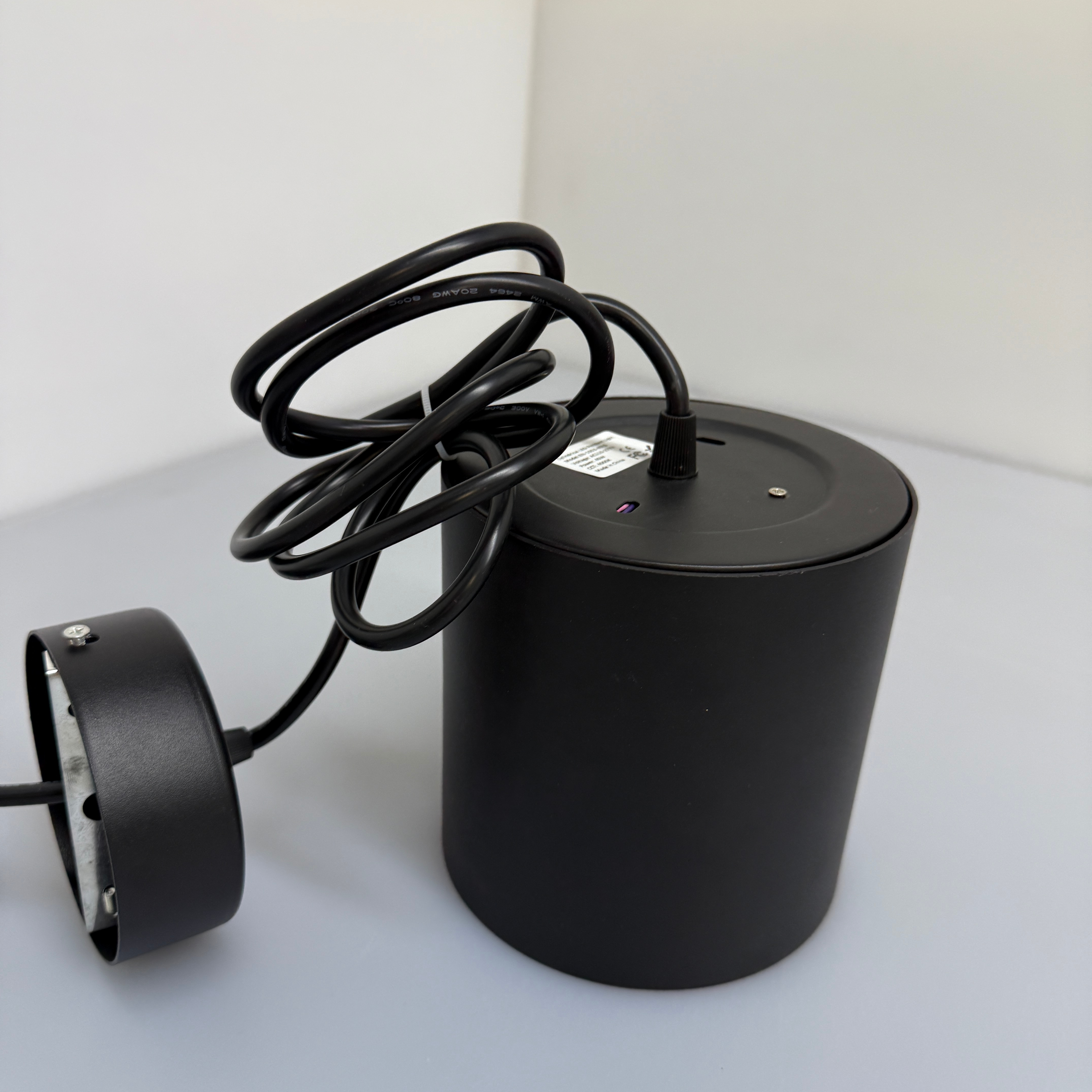 ceiling pendant light high lumens