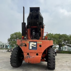 Manipulador de Contenedores Usado de 45 Toneladas, Apilador de Alcance Fantuzzi CS45KM de Segunda Mano, Máquina de Manipulación de Contenedores Pesados de Alta Calidad - Product Image 3