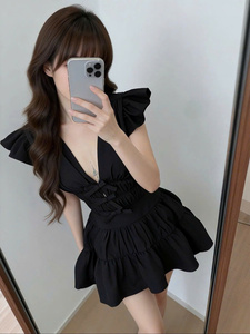 Vestido corto con cuello en V y falda con volantes, minivestido de fiesta con cuello en V estilo Vietnam, manga con volantes, detalle de lazo, cintura alta, vestido de poliéster. - Product Image 6