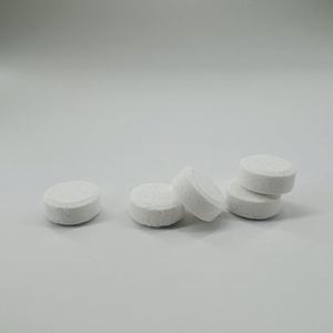 Comprimés de prothèse dentaire à composant d'oxygène actif à dissolution facile pour les taches de nettoyage de qualité supérieure - Product Image 2