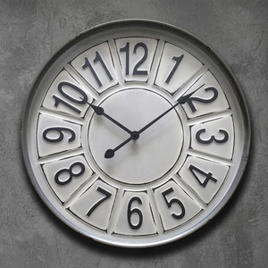Horloge murale promotionnelle rustique vintage en fer, affichage à quartz simple face, aiguilles, style nature morte, antique, pour salon - Product Image 3