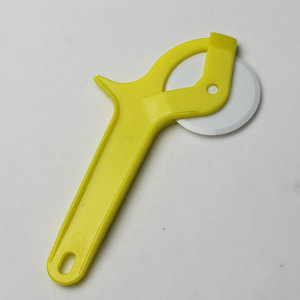 Tagliapizza in plastica per la promozione - Product Image 2