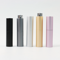 Flacon de parfum personnalisé à torsion carré en aluminium rechargeable de 5ml 8ml 10ml 20ml