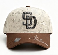 Cappelli Gorras in Suede di Qualità Originale 100% Nuovi, Personalizzati con Ricamo 3D, Regolabili, Oro Barbas, 31 Cappelli NFC