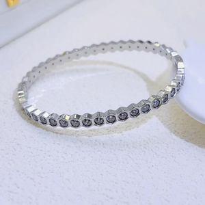 2025 yeni 18K altın kaplama paslanmaz çelik kadın bilezik moda çin tedarikçiler toka bileklik - Product Image 6