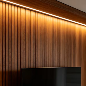 Moderne Wasserdichte 3D Geriffelte WPC Wandpaneele Akustische Holzfurnier-Verkleidung Dekorative Innenraum-Lamellenplatten für Hotel TV-Hintergrund Zuhause - Product Image 1