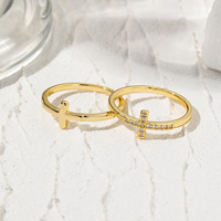 Bijoux de mode pour femmes d'Europe et d'Amérique, bague de couple en or plaqué, design religieux, sertie de zircone CZ, bagues de mariage en forme de croix