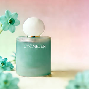 Parfum en spray aux huiles florales essentielles de France de haute qualité, formule privée, parfum fruité et sucré pour femmes - Product Image 1