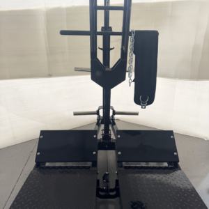 เครื่องออกกำลังกายแบบ Belt Squat Tower ยี่ห้อ SK Commercial Gym สำหรับฝึกความแข็งแรงของกล้ามเนื้อ ใช้แผ่นเหล็กน้ำหนักสำหรับยกน้ำหนัก - Product Image 2