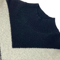 Pull jacquard à col roulé pour femme, motif géométrique color block, contraste noir et blanc, épaules tombantes, bordure côtelée, coupe ample, vêtements d'automne