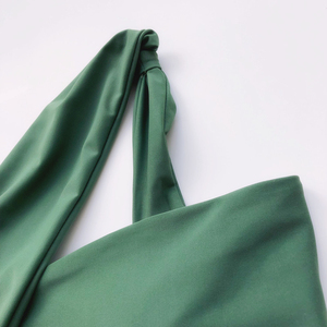 Logotipo personalizado Venta al por mayor Traje de baño verde Un hombro Traje de baño Una pieza - Product Image 5