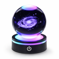 Boule de cristal galaxie gravée au laser 3D personnalisée en usine, veilleuse avec base LED en plastique RGB 7 couleurs, cadeau décoratif personnalisé