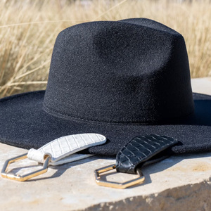 In stock leather hat <b>clip</b>, creative portable hat strap <b>clip</b>, fixing <b>clip</b> for children and adults, outdoor travel accessory - Product Image 2