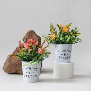 Maceta de Pulpa de Papel con Forma de Bola Redonda Grande de Loto y Diseño de Pezuña de Caballo con Efecto Niebla - Maceta Única de Pulpa de Papel Texturizada con Flores Artificiales - Product Image 4