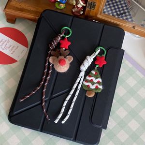 Sac à clés tricoté à la main en forme d'arbre de Noël, Père Noël et ours, idéal comme cadeau pour les amis et pour la décoration de Noël - Vente en gros - Product Image 5