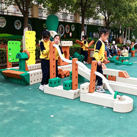 Équipement de jeu extérieur pour enfants : Grandes blocs de construction emboîtables pour l'éveil et les activités préscolaires