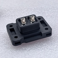Connecteur de batteries lithium-ion empilables pour scooter EV 2 + 5