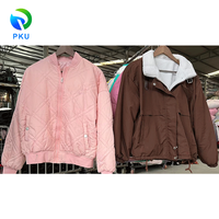 Jaket Pendek Wanita Berlapis Busa Musim Gugur Musim Dingin Modis Pakaian Bekas Grosir Campuran Poliester/Katun Berbagai Warna
