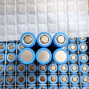 DMEGC <span class=keywords><strong>18650</strong></span> 2500mAh 25P 25A 10C Cellule lithium-ion à décharge élevée 3.6V LiPo Batterie cylindrique pour outils électriques E-bike - Product Image 3