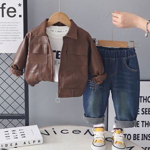 Nuovi Completi Primaverili 2026 <span class=keywords><strong>per</strong></span> Bambini e Bambine, Giacca in Ecopelle <span class=keywords><strong>per</strong></span> Ragazzi, Set 3 Pezzi, Abbigliamento alla Moda <span class=keywords><strong>per</strong></span> Bambini Piccoli Primavera Autunno - Product Image 2