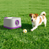 Automatische hondenspeelgoedbalwerpmachine, interactief buitenspeelgoed, automatische hondenvliegballenwerper, tennisbalwerper voor de speeltuin