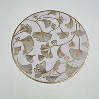 Napperons ronds blancs avec feuilles de Ginkgo dorées en relief, résistants à la chaleur, antidérapants, lavables, élégants et stylés pour la décoration de la maison