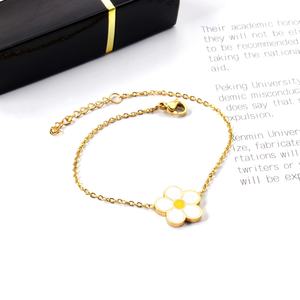 Pulsera de Acero Inoxidable Chapada en Oro con Dije de Ojo de la Suerte y Corazón Sencillo, Envío Rápido - Product Image 2