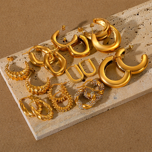 Водонепроницаемые эффектные ювелирные изделия с гравировкой текстуры Позолоченные 18 карат ювелирные изделия из нержавеющей стали не тускнеющие женские серьги-кольца - Product Image 6