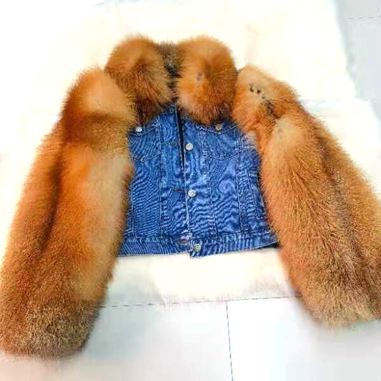 DENIM blu e pelliccia di volpe rossa
