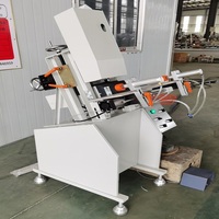 C'est une fraiseuse et une perceuse CNC personnalisées très bon marché pour les machines de fabrication de fenêtres et de portes en aluminium