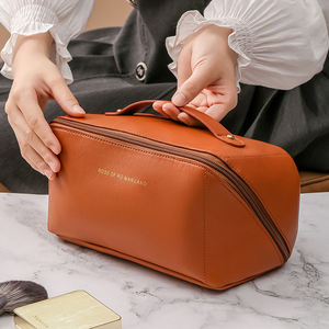 Большая Вместительная дорожная сумка для макияжа, многофункциональная косметичка из искусственной кожи, женский водонепроницаемый органайзер для туалетных принадлежностей для ванной комнаты - Product Image 1