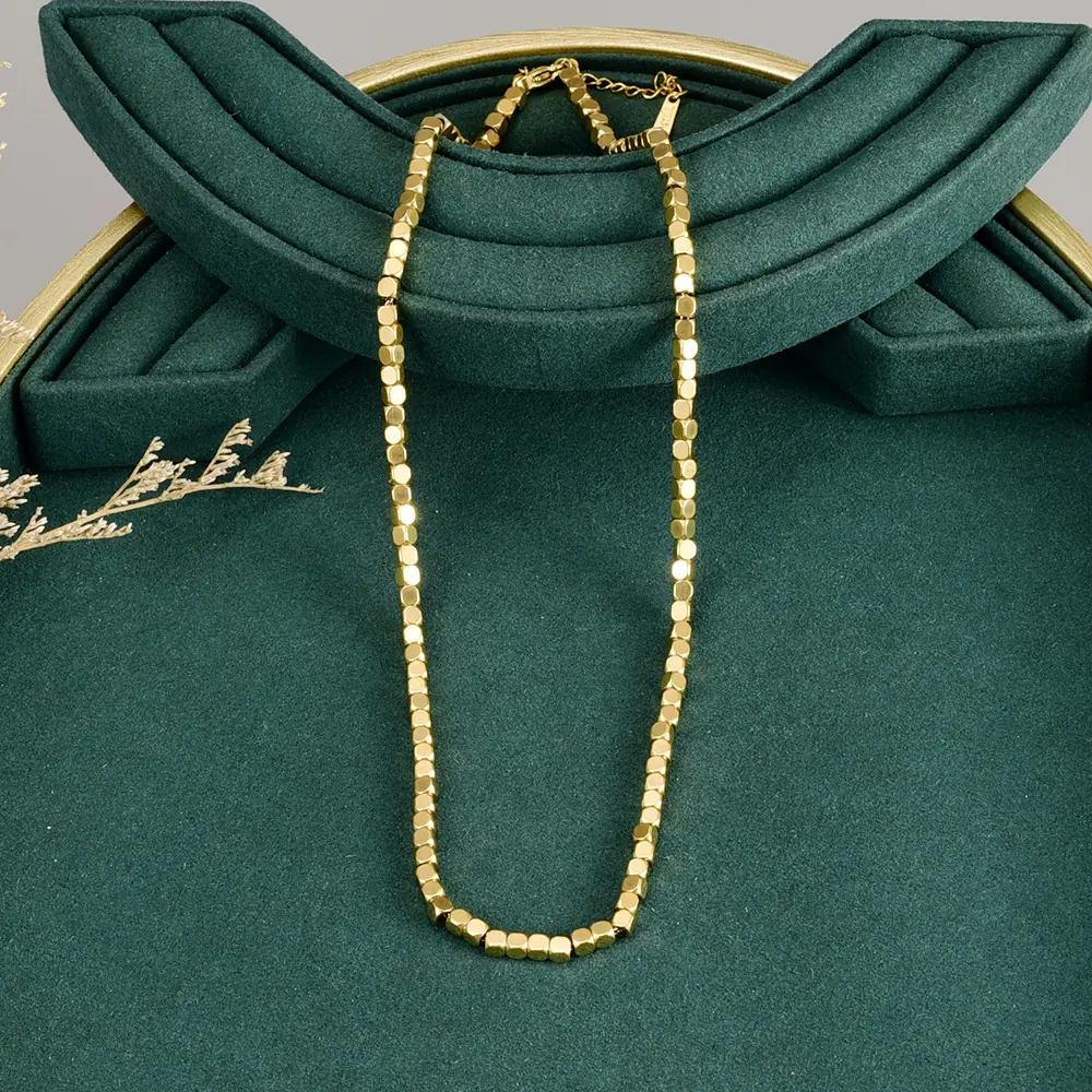 Vente en gros de colliers en acier inoxydable rempli d'or 18 ct chaînes de breloques pour bricolage bijoux de mode faits à la main