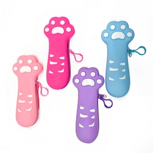 Gifts Claw Shape Silicone Pencil Case With Zipper <b>Large</b> Capacity for Students <b>Storage</b> Stationery Silicon Pouch - Product Image 6