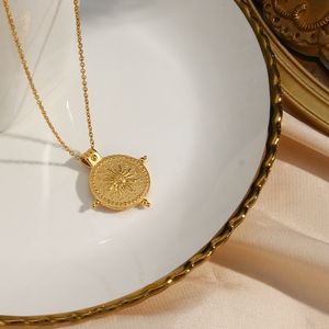 Châu Âu Và Mỹ Cross-Biên Giới Thời Trang Cá Tính Mặt Dây Chuyền Đồ Trang Sức, Thép Không Gỉ Mạ Với 18K Vàng Retro Vòng Cổ - Product Image 2