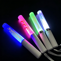 Ventilateur portable avec télécommande à clavier 33 touches, logo personnalisé, support pour bâtons lumineux de concert, lumière LED clignotante 15 couleurs, bâton lumineux de cheering