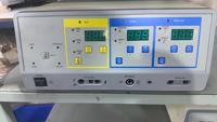 Unité électrochirurgicale vétérinaire SR-E016 200W, 5 modes de fonctionnement, machine d'électrocautérisation vétérinaire mono/bipolaire pour la chirurgie des animaux de compagnie