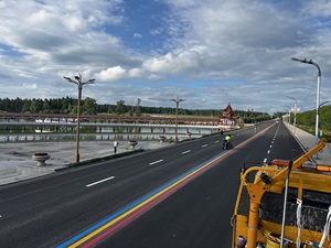 สีทาเส้นจราจรแบบเทอร์โมพลาสติกสีแดงสำหรับทางจักรยานและทางรถบัสจากโรงงาน OEM - Product Image 6