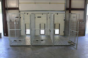 Pintu Anjing Model Guillotine dari Baja Anti Karat yang Kuat, Pintu Kandang Klasik dengan Pola Hewan - Product Image 5