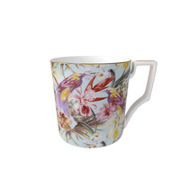 Cangkir Kopi Teh Porselen Bone China Berbingkai Emas Motif Bunga Tropis untuk Hotel Restoran Kafe Hadiah Eceran Peralatan Makan Kustom
