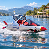 Jet-boat 2 places de style requin, 230 CV suralimenté, pour les aventures en mer et en lac