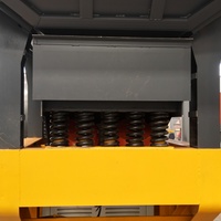 Concasseur à mâchoires mobile sur chenilles PEX300x1300 30-105t/h, télécommande PLC, 33000kg pour le broyage des déchets de construction et la démolition